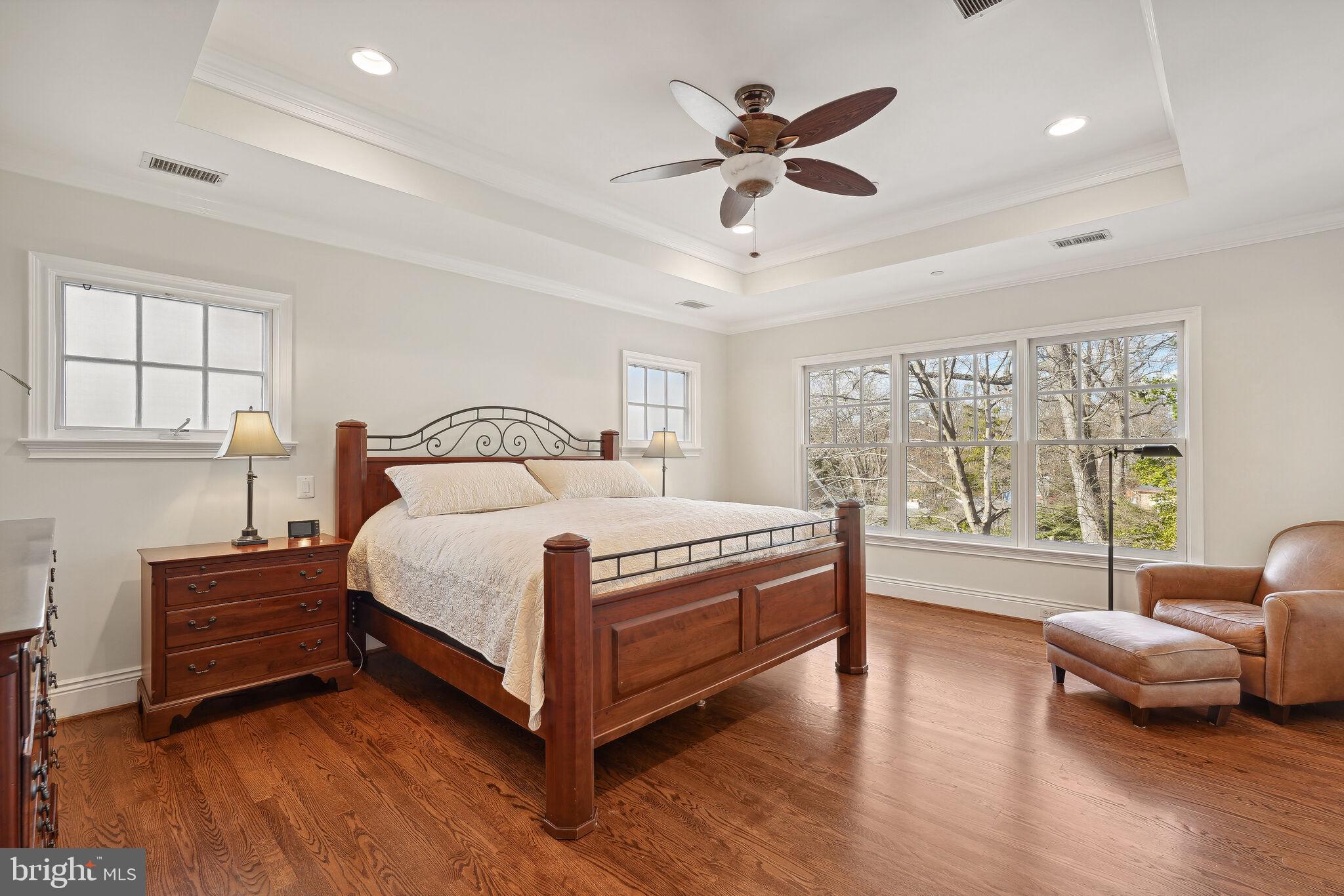 6309 Wiscasset Road Bethesda, MD 20816 - Photo 21 of 50 Owner's Suite