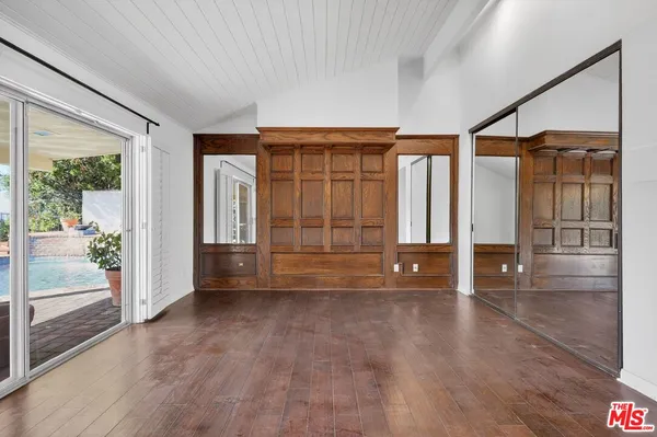 $11,500 | 3713 Dellvale Place, Encino, CA 91436