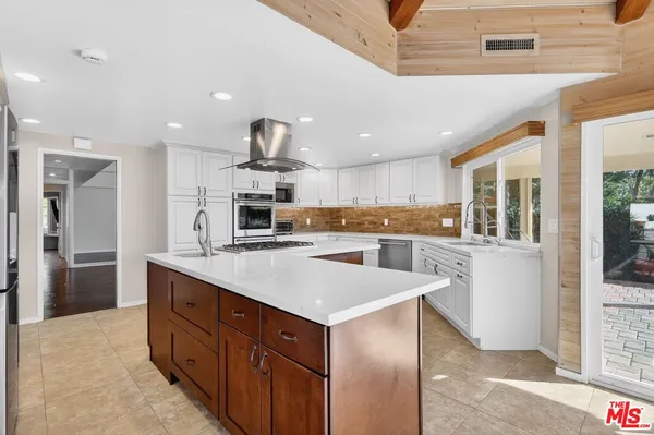 $11,500 | 3713 Dellvale Place, Encino, CA 91436