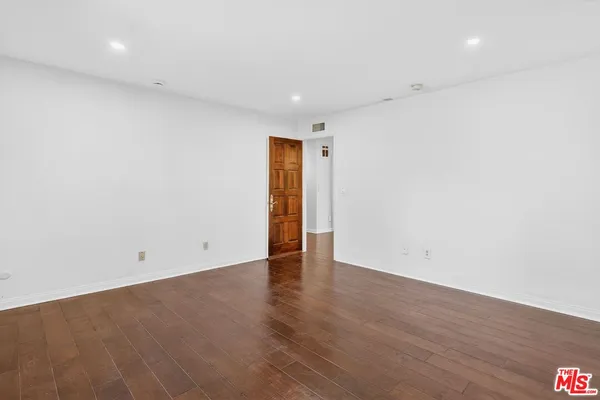 $11,500 | 3713 Dellvale Place, Encino, CA 91436