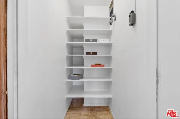 $11,500 | 3713 Dellvale Place, Encino, CA 91436