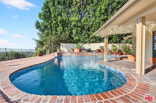 $11,500 | 3713 Dellvale Place, Encino, CA 91436