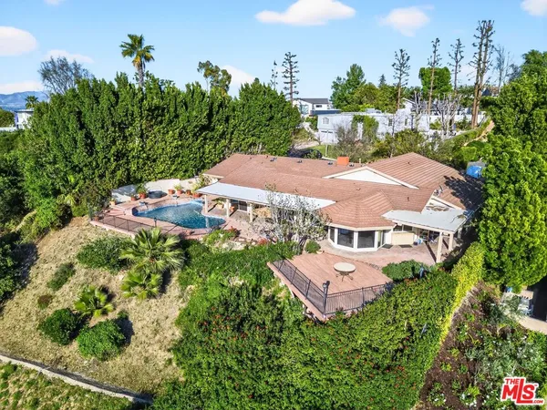 $11,500 | 3713 Dellvale Place, Encino, CA 91436