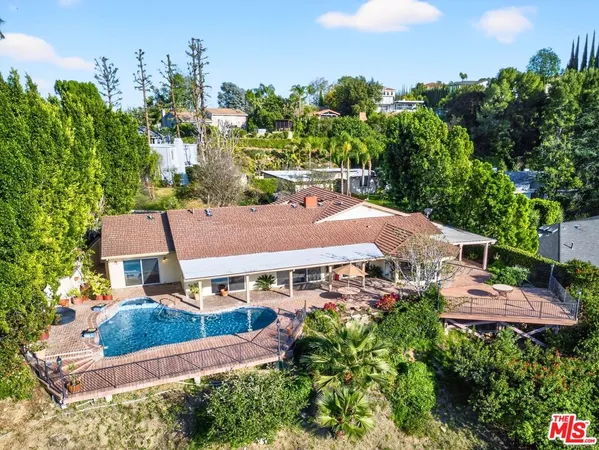 $11,500 | 3713 Dellvale Place, Encino, CA 91436