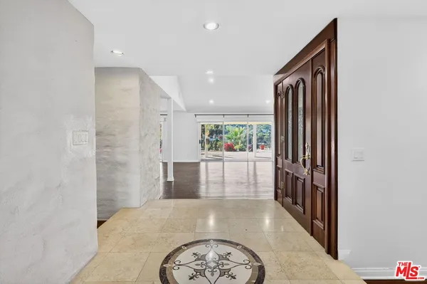 $11,500 | 3713 Dellvale Place, Encino, CA 91436