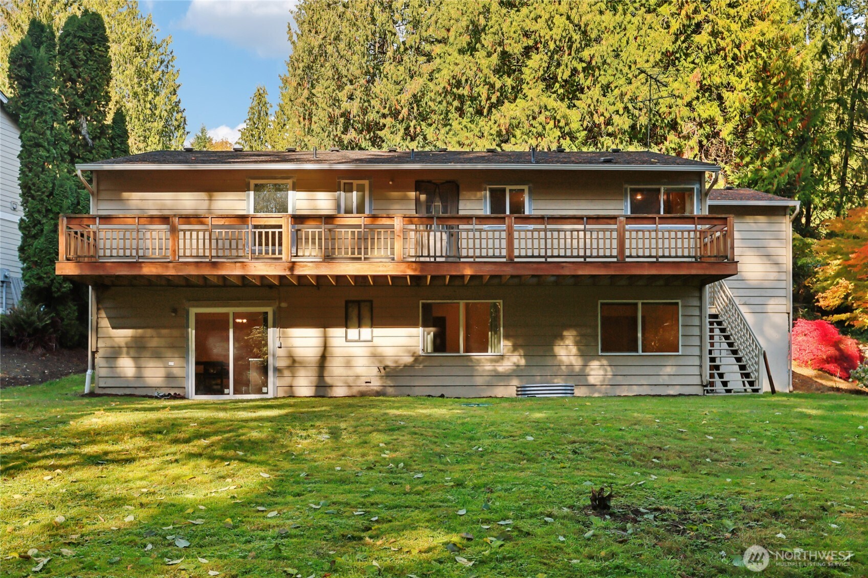 8032 71st Place Southeast Snohomish, WA 98290 - Photo 26 of 32 a front view of a house with garden