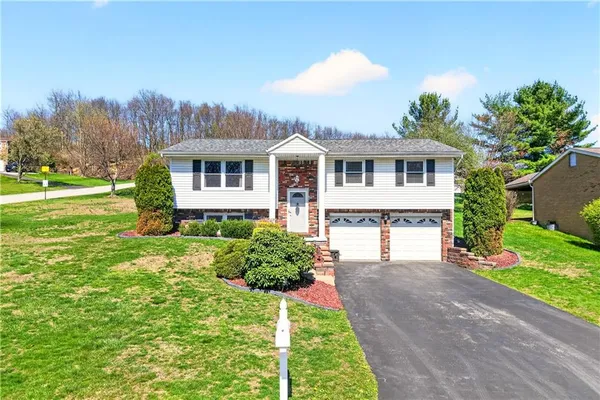 $350,000 | 625 Stamford Drive, Greensburg, PA 15601