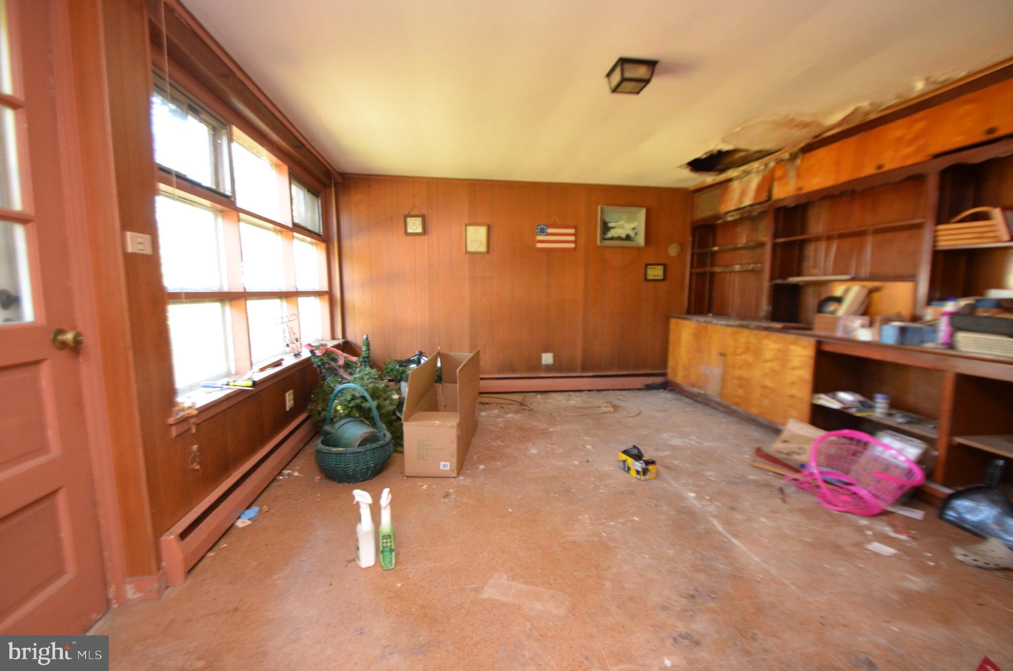 970 Springhouse Road Allentown, PA 18104 - Photo 8 of 13 Gallery Image 8