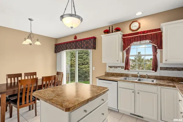$323,900 | 11502 North Brooklyn Place, Peoria, IL 61525