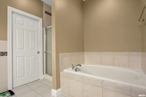 $323,900 | 11502 North Brooklyn Place, Peoria, IL 61525