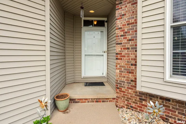 $323,900 | 11502 North Brooklyn Place, Peoria, IL 61525