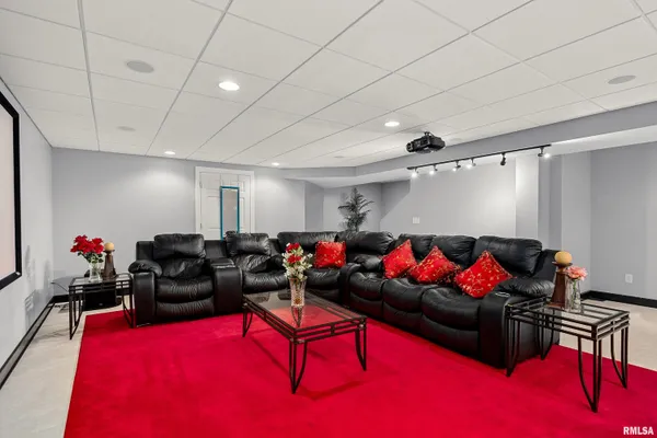 $323,900 | 11502 North Brooklyn Place, Peoria, IL 61525