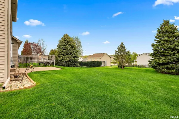 $323,900 | 11502 North Brooklyn Place, Peoria, IL 61525