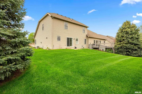 $323,900 | 11502 North Brooklyn Place, Peoria, IL 61525