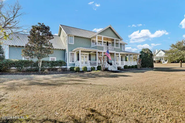 $950,000 | 101 Cottage Walk, Hampstead, NC 28443