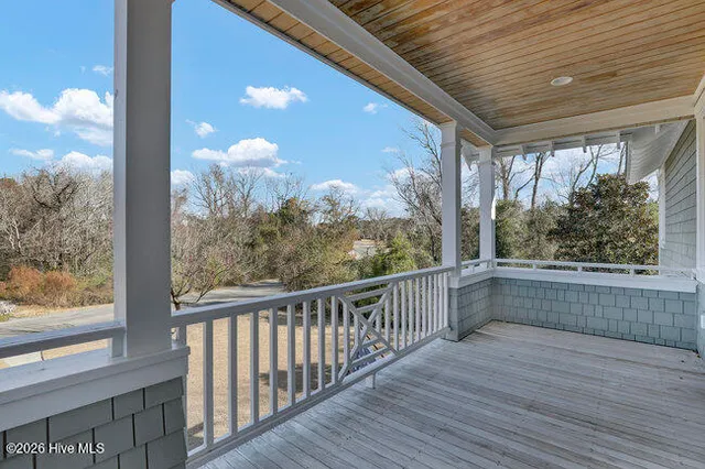 $950,000 | 101 Cottage Walk, Hampstead, NC 28443