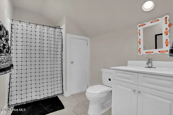 $925,000 | 101 Cottage Walk, Hampstead, NC 28443