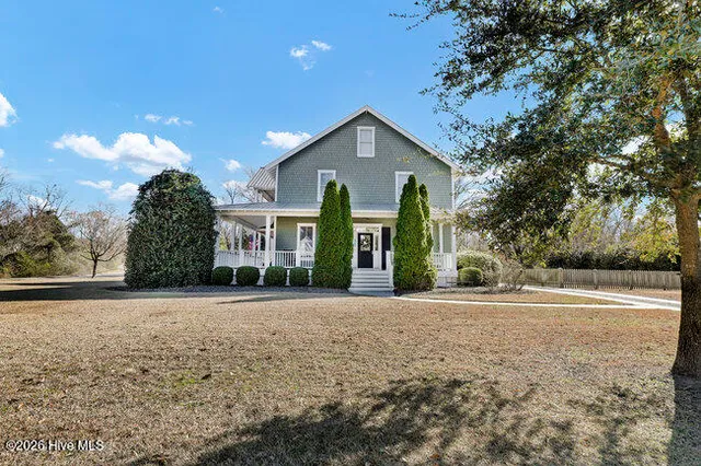 $950,000 | 101 Cottage Walk, Hampstead, NC 28443