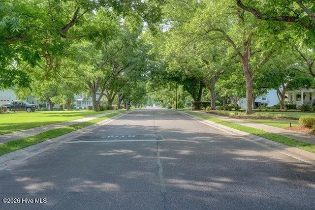 $950,000 | 101 Cottage Walk, Hampstead, NC 28443