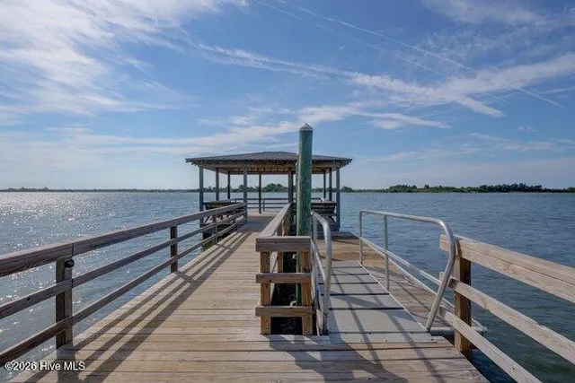 $950,000 | 101 Cottage Walk, Hampstead, NC 28443