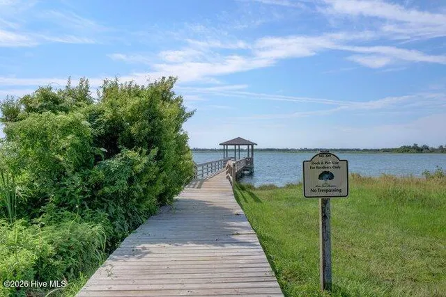 $950,000 | 101 Cottage Walk, Hampstead, NC 28443