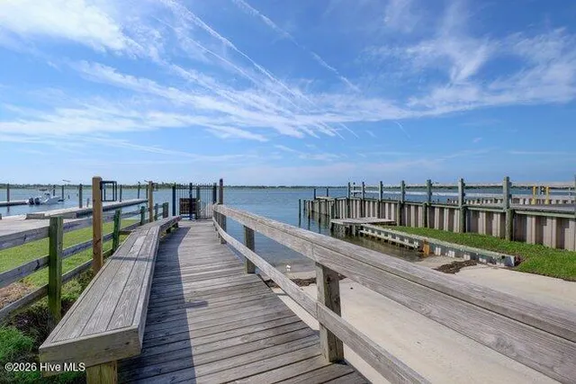 $950,000 | 101 Cottage Walk, Hampstead, NC 28443