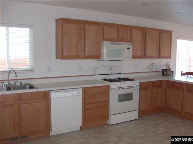 18252 Pin Oak Court Reno, NV 89508 - Photo 3 of 9 Photo 3
