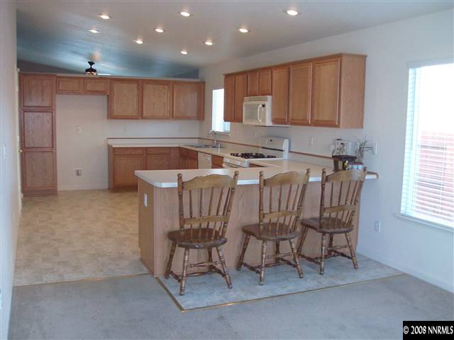 18252 Pin Oak Court Reno, NV 89508 - Photo 5 of 9 Photo 5