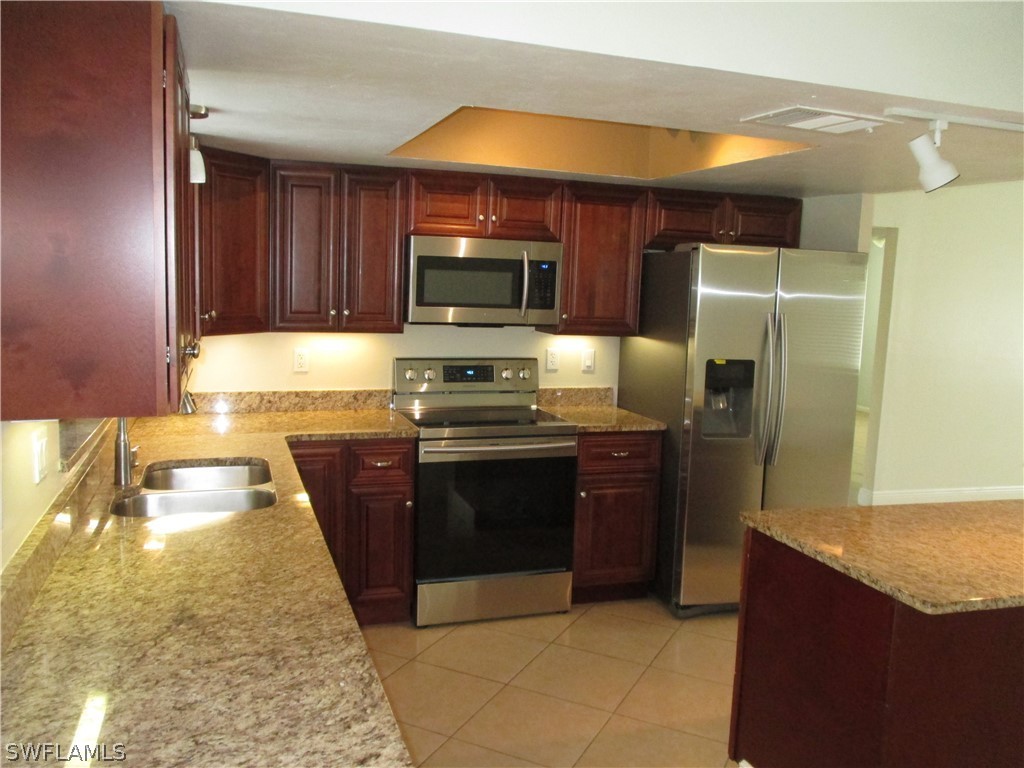 18383 Fuchsia Road Fort Myers, FL 33967 - Photo 2 of 6 Gallery Image 2