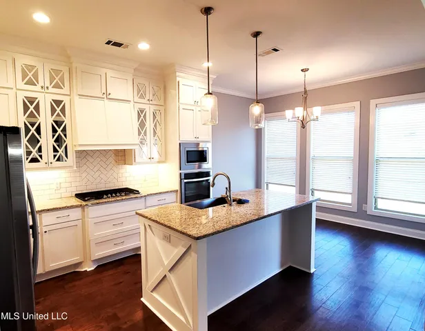 $370,000 | 125 Emerald Drive, Brandon, MS 39047