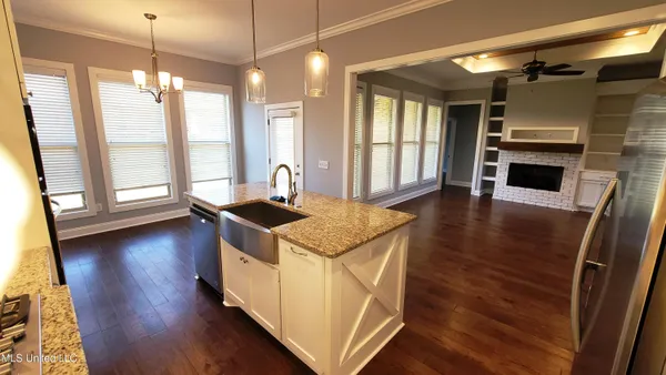 $370,000 | 125 Emerald Drive, Brandon, MS 39047