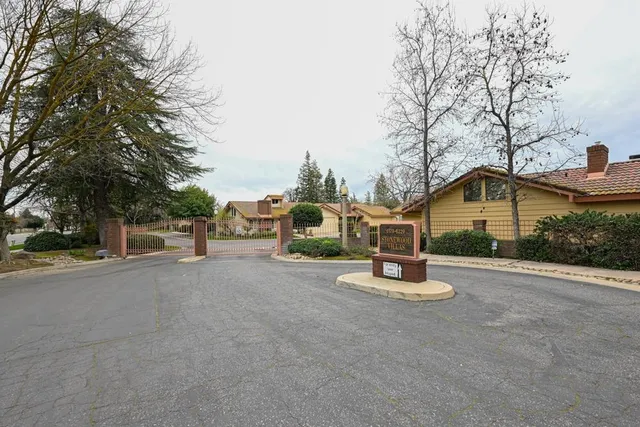 $469,900 | 6189 North West Avenue, Fresno, CA 93711