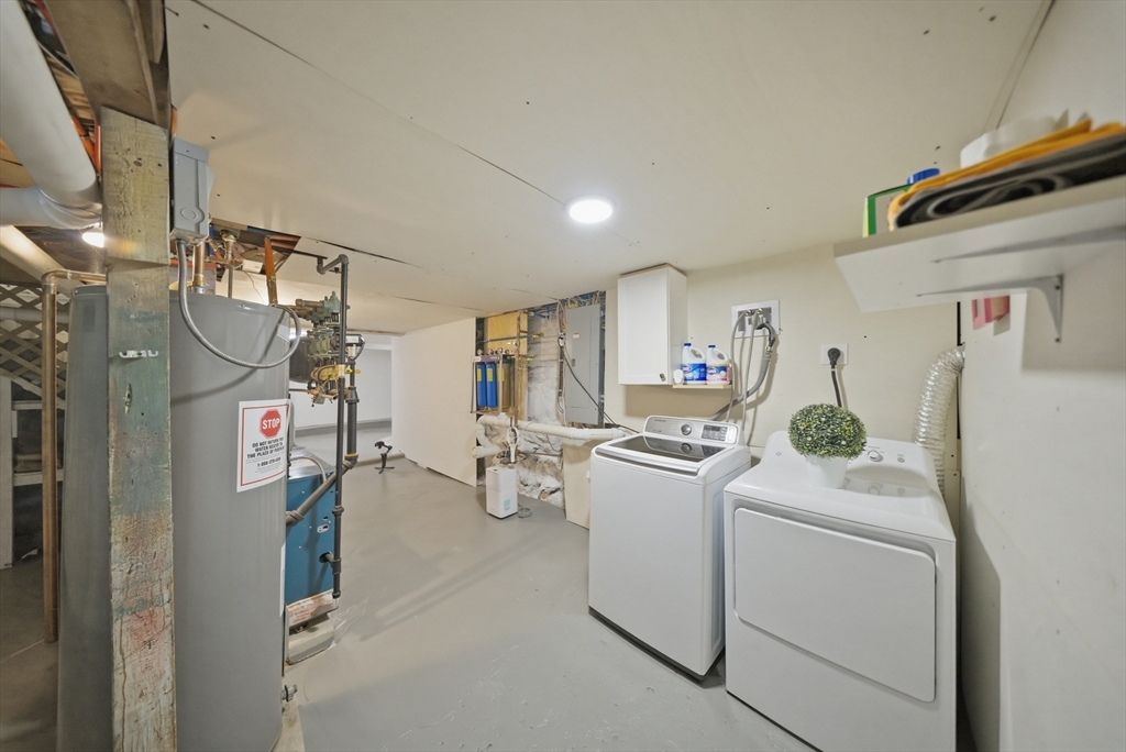 131 Pearl Street Gardner, MA 01440 - Photo 32 of 41