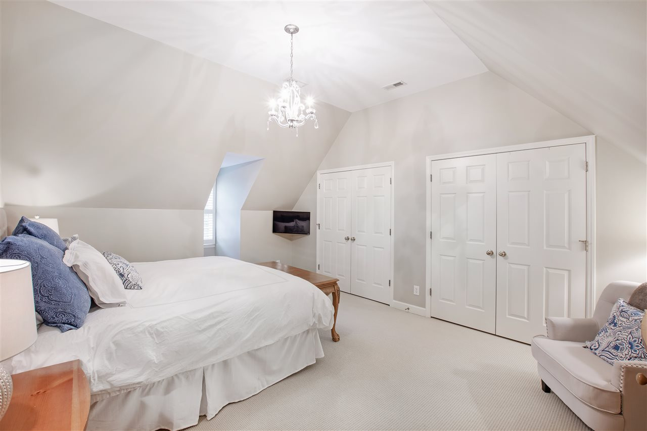2324 Oxford Road Raleigh, NC 27608 - Photo 27 of 30 Bedroom