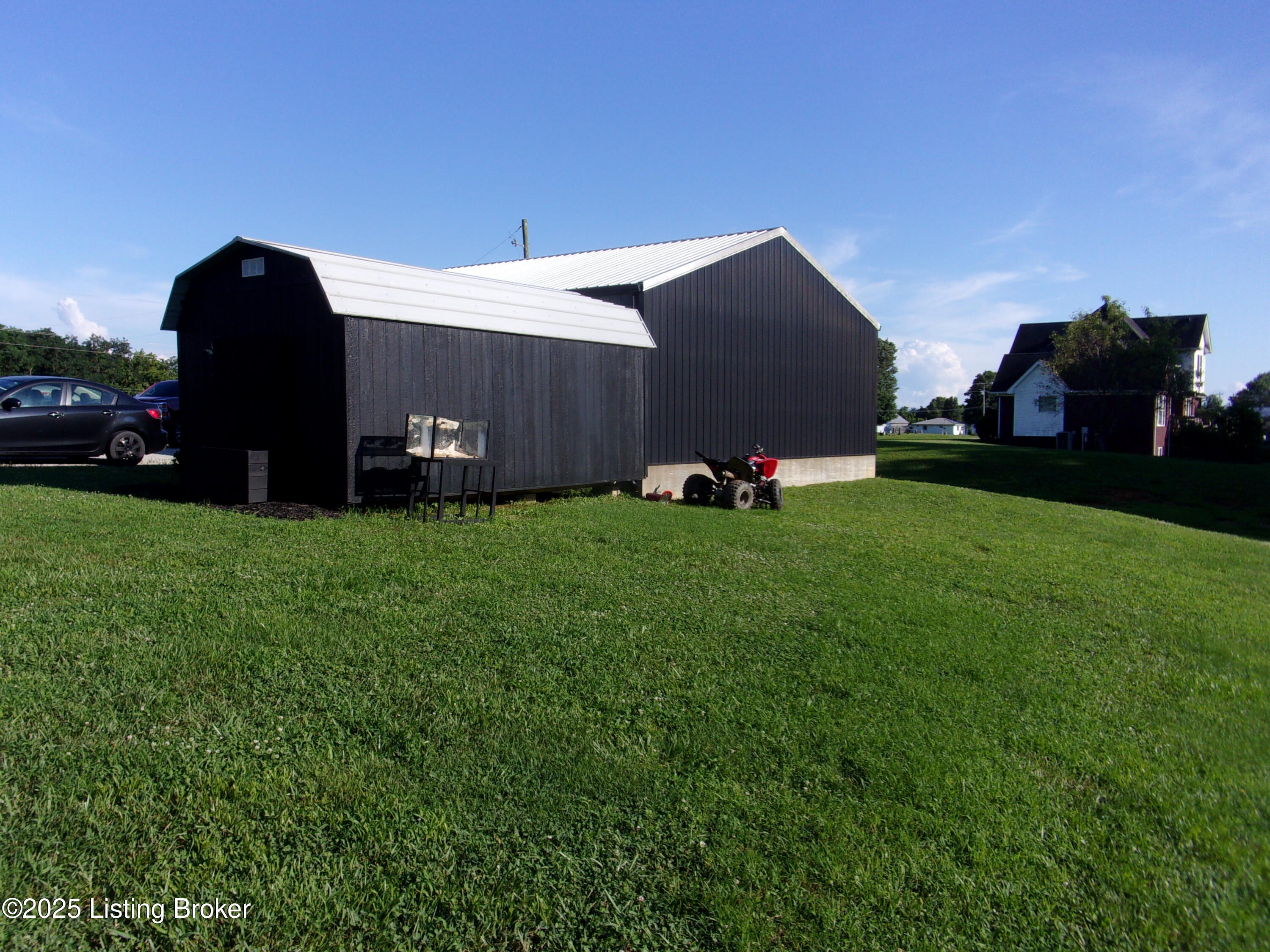 7170 Lawrenceburg Road Bloomfield, KY 40008 - Photo 10 of 39 101_6919