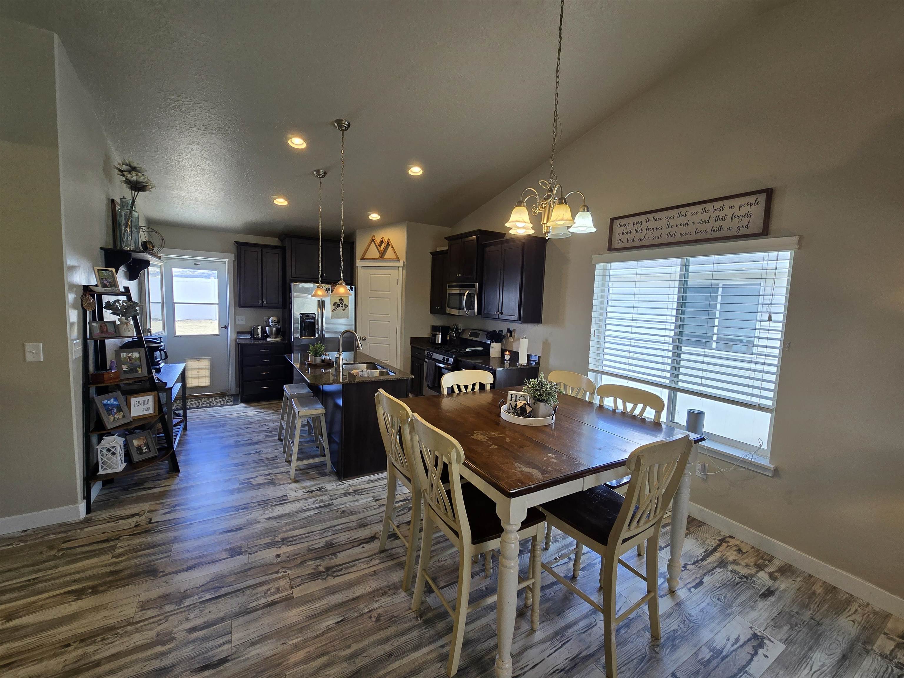 5760 Sun Ridge Drive Rock Springs, WY 82901 - Photo 14 of 41