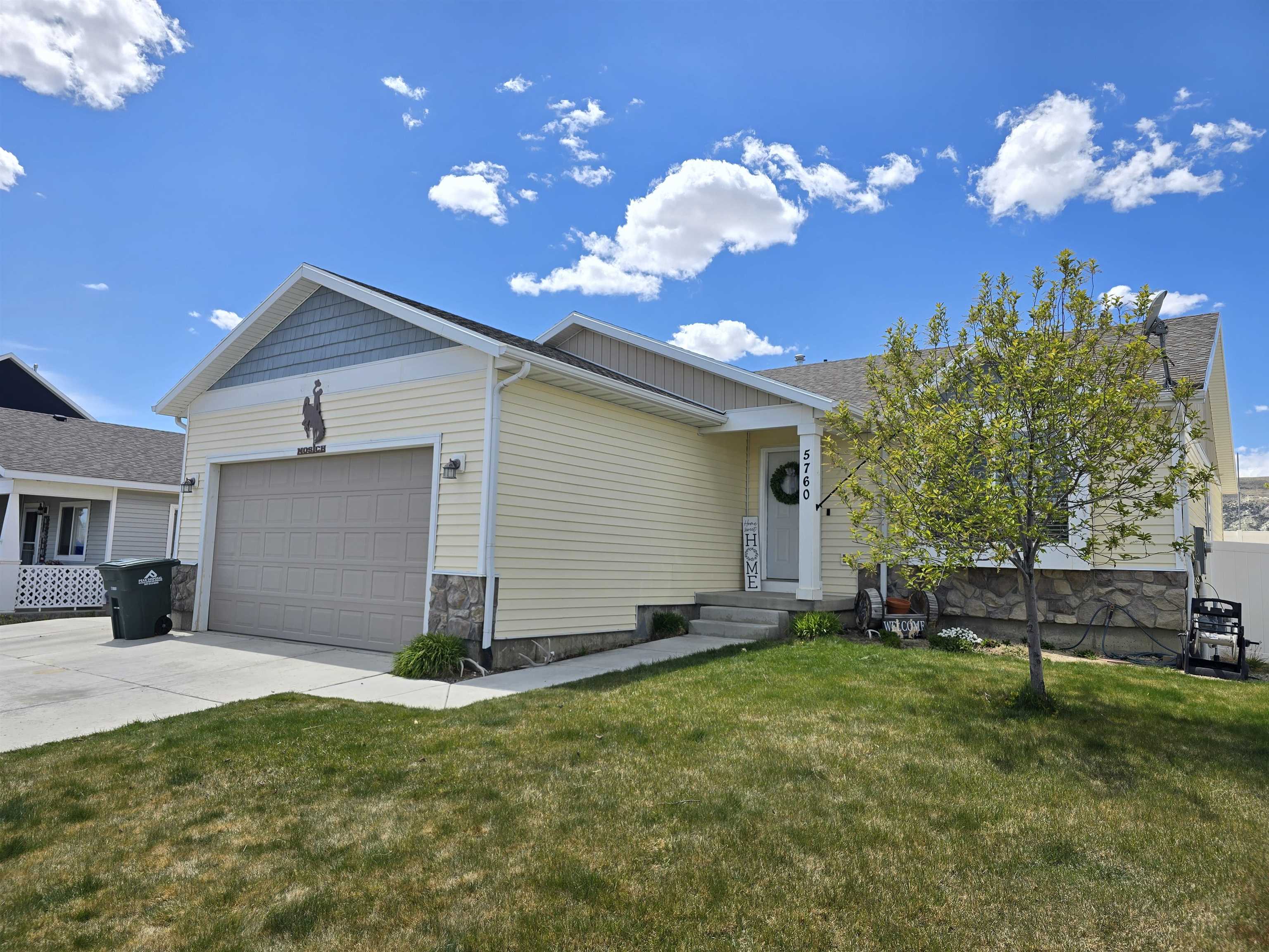 5760 Sun Ridge Drive Rock Springs, WY 82901 - Photo 3 of 41