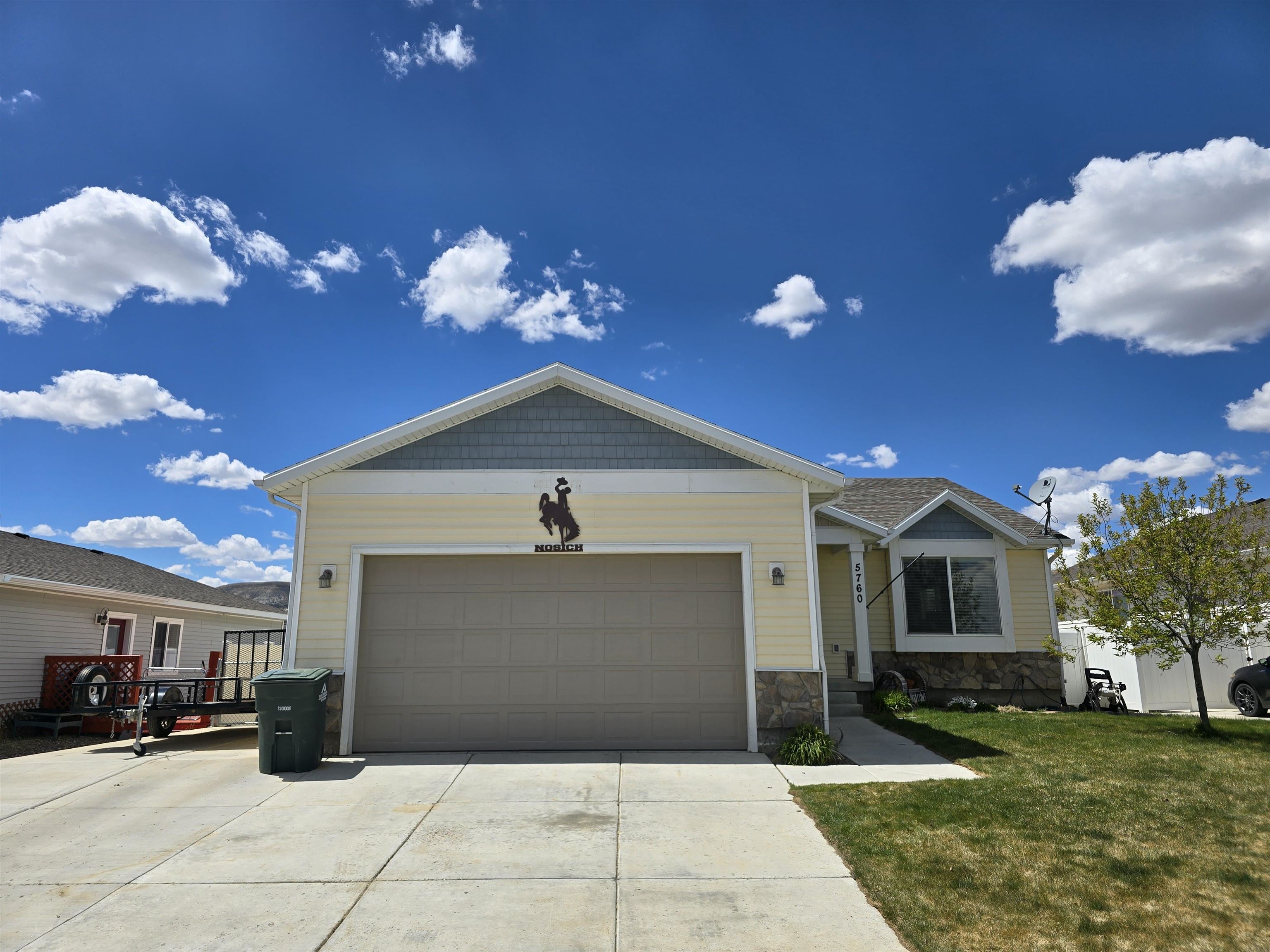 5760 Sun Ridge Drive Rock Springs, WY 82901 - Photo 4 of 41