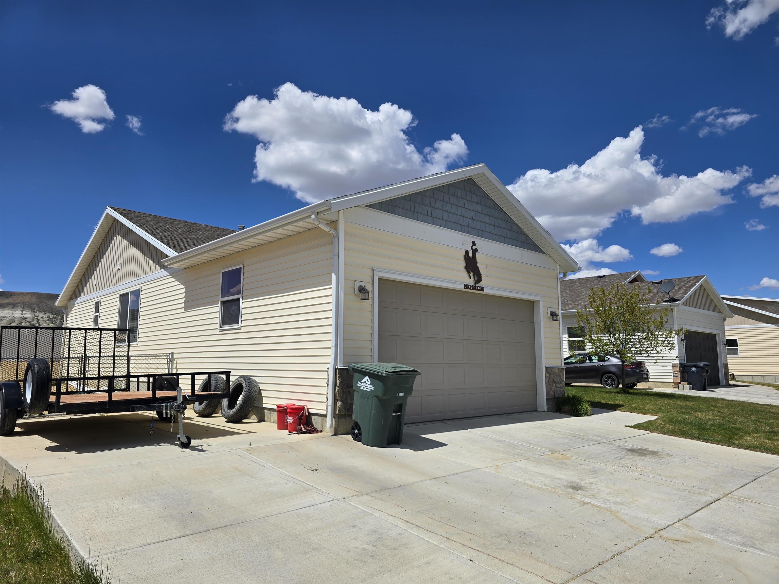 5760 Sun Ridge Drive Rock Springs, WY 82901 - Photo 5 of 41
