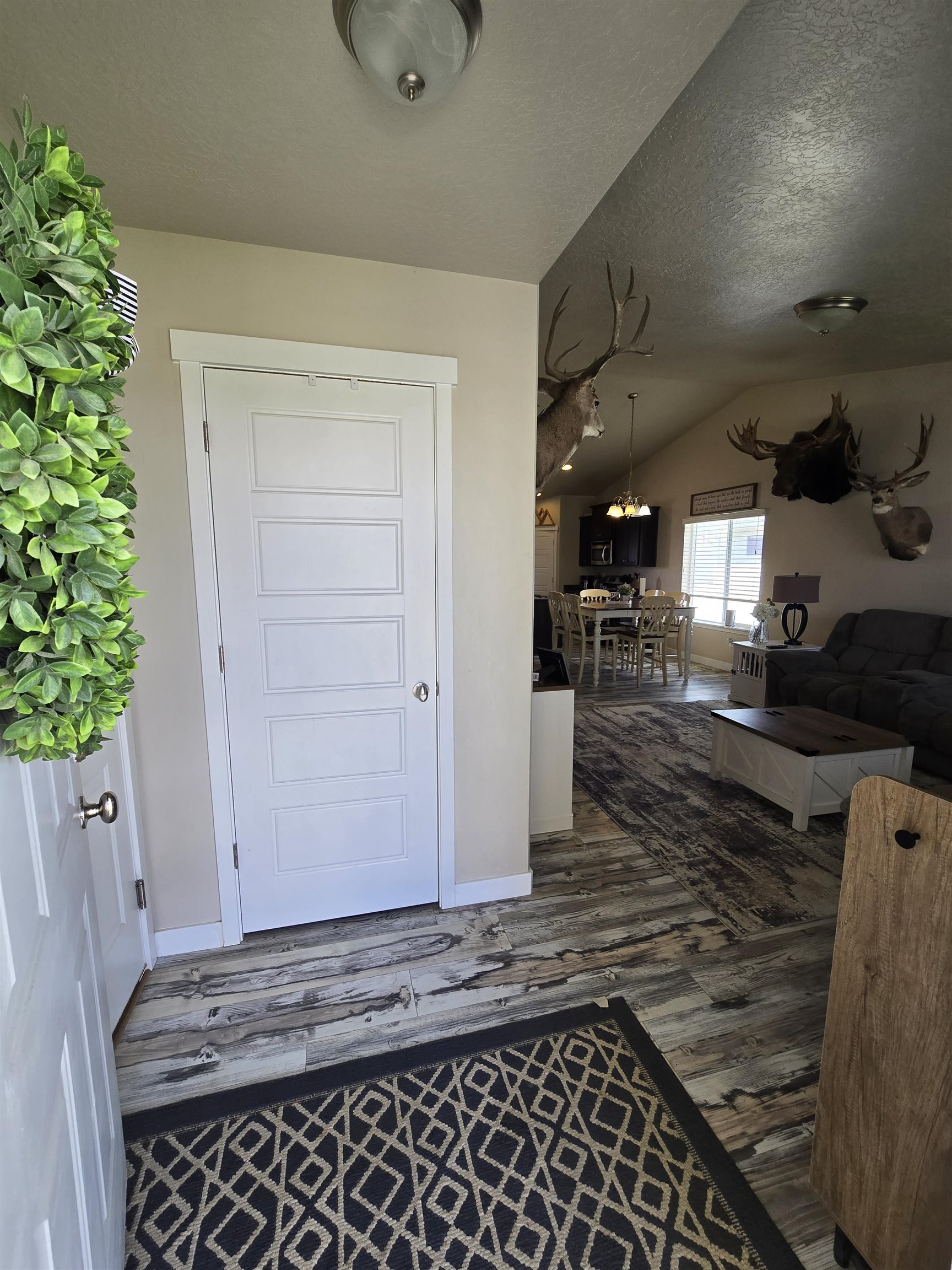5760 Sun Ridge Drive Rock Springs, WY 82901 - Photo 10 of 41