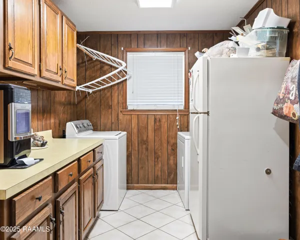 $350,000 | 408 Beth Drive, Franklin, LA 70538