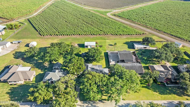 $350,000 | 408 Beth Drive, Franklin, LA 70538