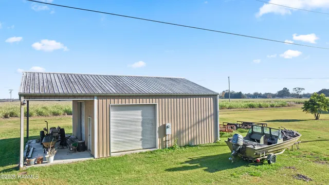 $350,000 | 408 Beth Drive, Franklin, LA 70538