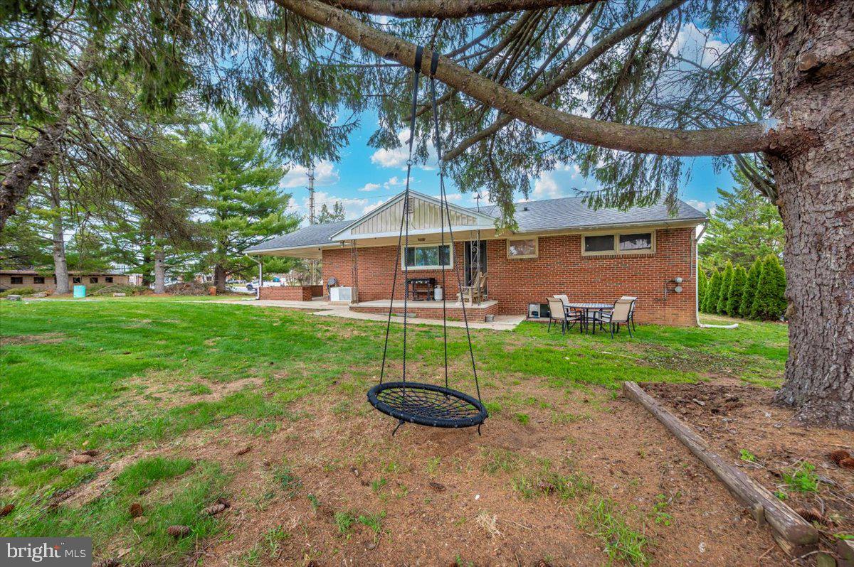 12150 Hopewell Road Hagerstown, MD 21740 - Photo 2 of 36 Gallery Image 2