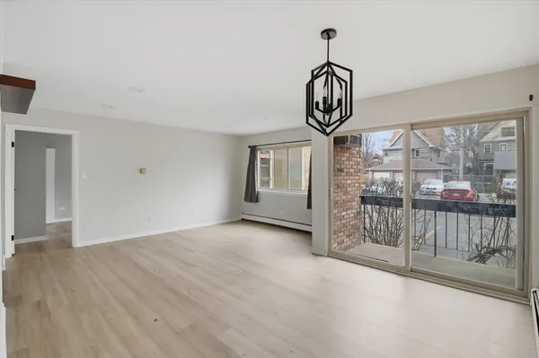 a view of front door with entryway