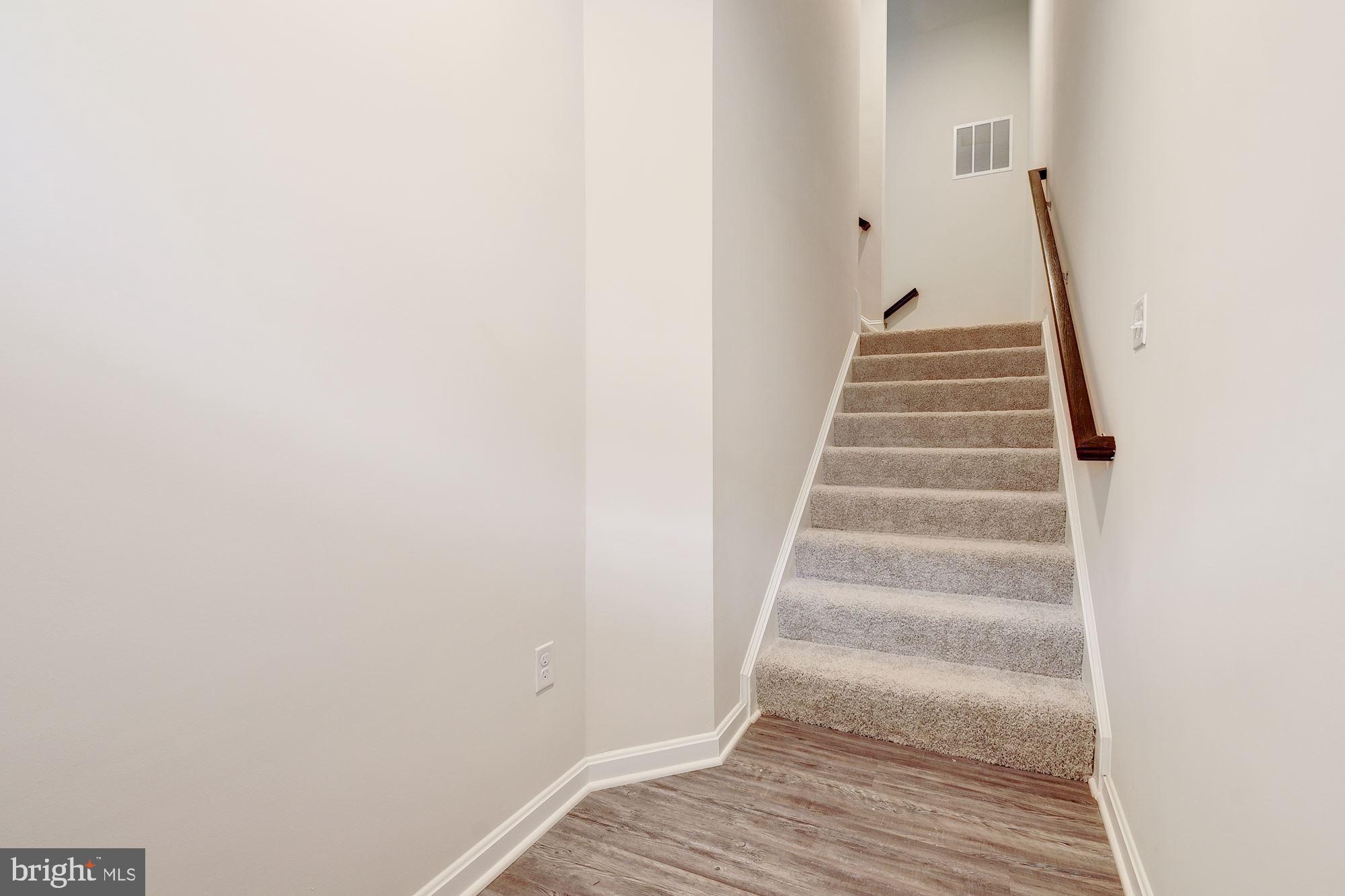 3108 Laurel Hill Road Hanover, MD 21076 - Photo 4 of 32 Foyer