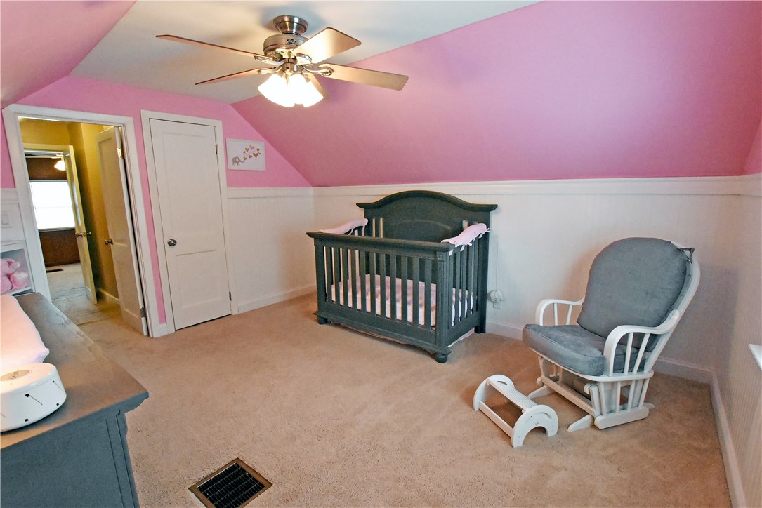 136 Hamlet Street Pawtucket, RI 02861 - Photo 11 of 22 Gallery Image 11
