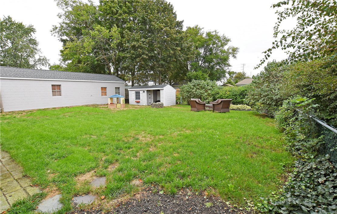 136 Hamlet Street Pawtucket, RI 02861 - Photo 16 of 22 Gallery Image 16
