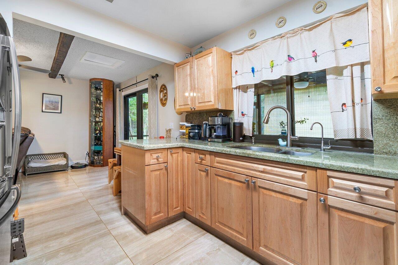 11402 178th Road North Jupiter, FL 33478 - Photo 11 of 49 011-11402178thRoadNorth-Jupiter-FL-33478