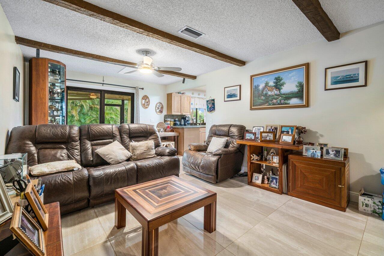 11402 178th Road North Jupiter, FL 33478 - Photo 16 of 49 016-11402178thRoadNorth-Jupiter-FL-33478